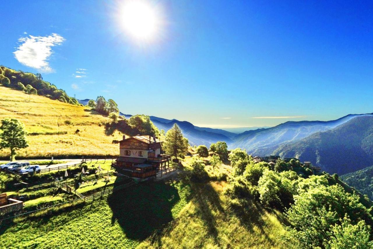 Lou Subric Hotel Stroppo ภายนอก รูปภาพ